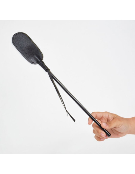 SLAPTAS ŽAIDIMAS – JUODAS BLYTAS