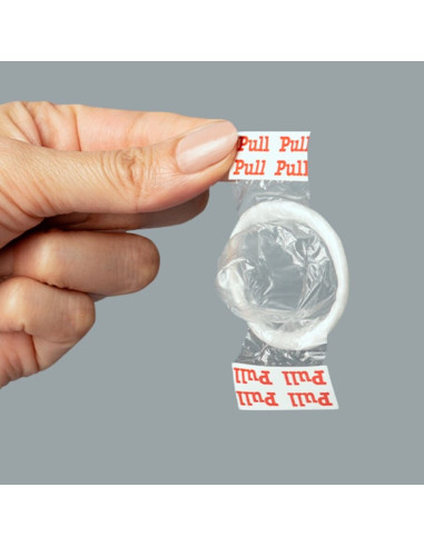 UNIQ - PULL LATEX FREE CONDOMS WITH STRIPS 3 UNITS