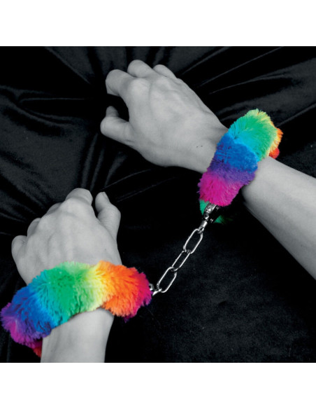 SPENCER IR FLEETWOOD – VAIVORYKŠTE IŠDIRBTINIAI METALINIAI ANTRANKIAI