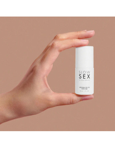 BIJOUX - LĖTO SEKSO SEKSUALINIS MASAŽINIS ALIEJUS SU CBD 30 ML
