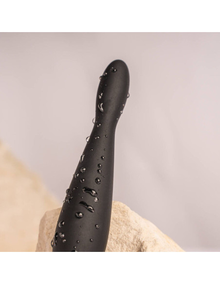 ROCKS- OFF - PETITE SENSATIONS TEAZER ANAL PLUG VIBRATOR BLACK