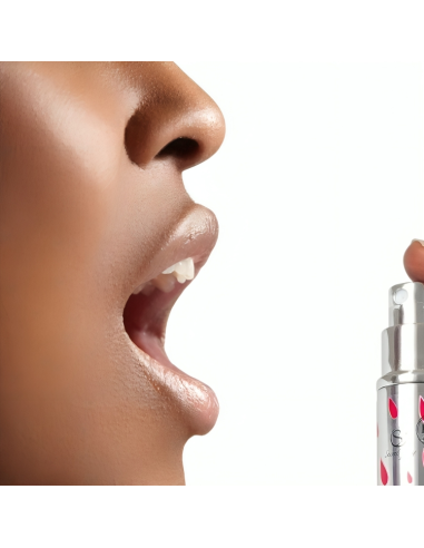 SECRETPLAY - SOUR STRAWBERRY ORAL SEX SPRAY