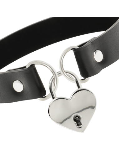 COQUETTE CHIC DESIRE - VEGAN LEATHER NECKLACE WITH HEART ACCESSORY WITH KEY