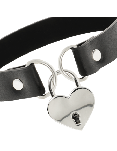 COQUETTE CHIC DESIRE - VEGAN LEATHER NECKLACE WITH HEART ACCESSORY WITH KEY