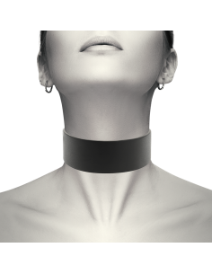 COQUETTE CHIC DESIRE - VEGAN LEATHER CHOKER 2