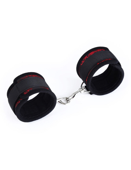 OHMAMA FETISH - SKANDALAS Riešo antrankiai