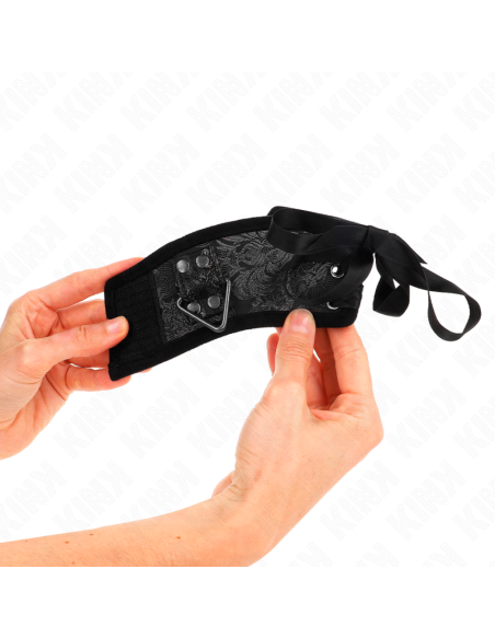 KINK - SCANDAL WRIST RESTRAINTS BLACK LACE DETAILS 24.5 CM X 6.5 CM