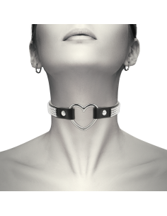 COQUETTE CHIC DESIRE - VEGAN LEATHER CHOKER WITH HEART 2